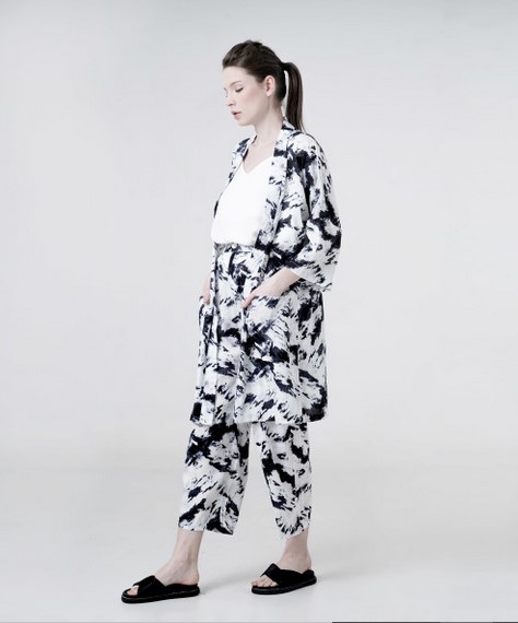 Abstract outer ndash Black